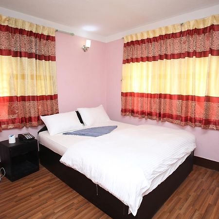Mitra Garden Inn Katmandu Eksteriør bilde