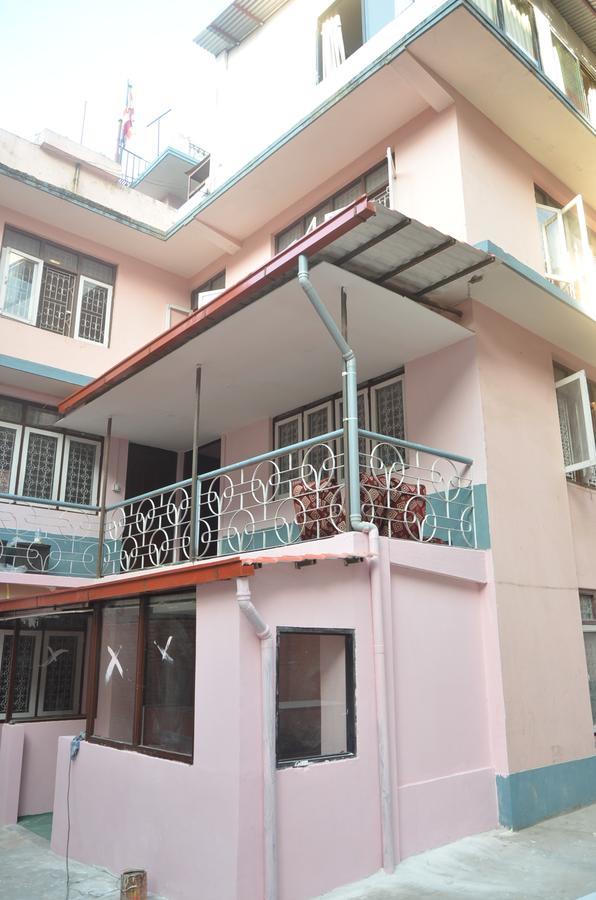 Mitra Garden Inn Katmandu Eksteriør bilde
