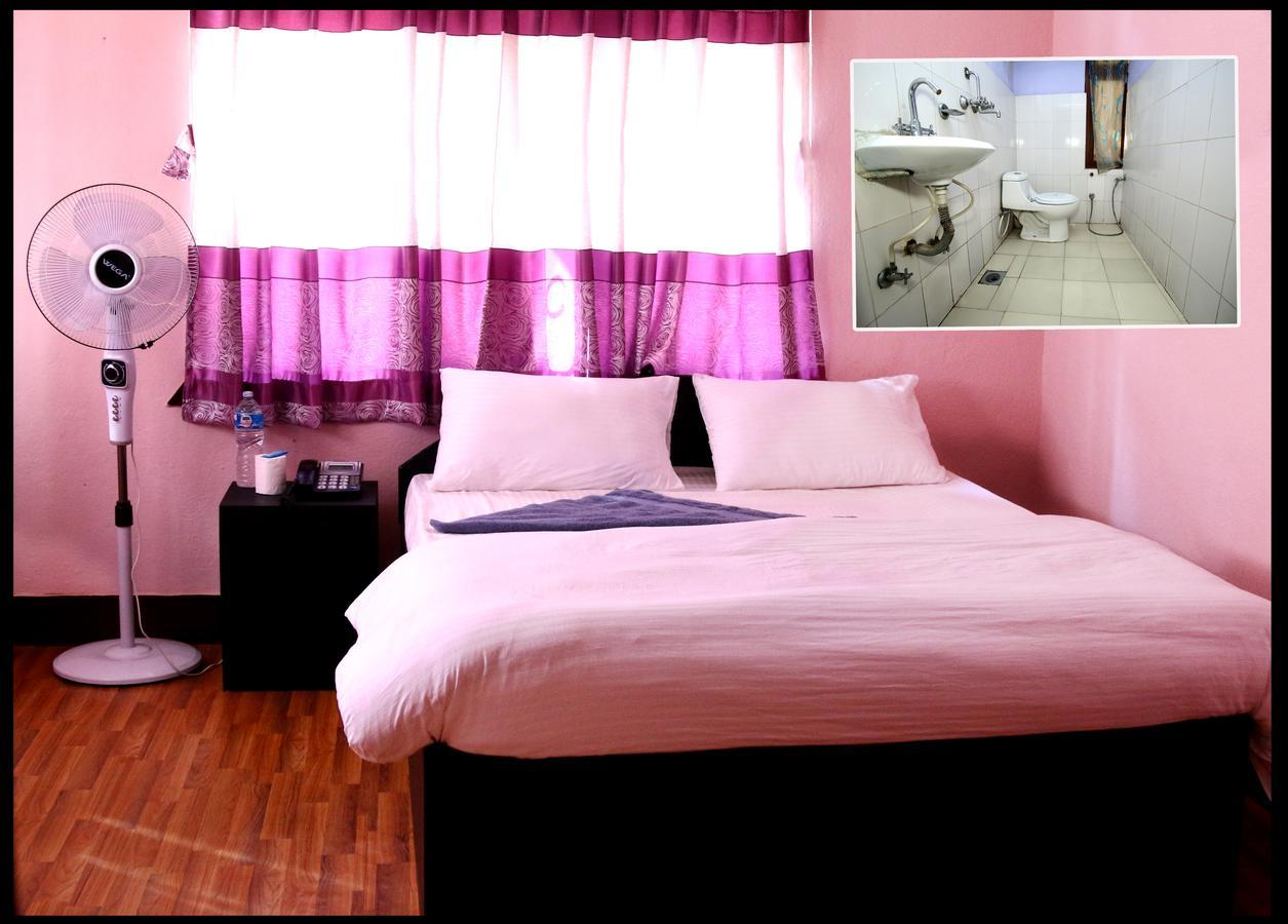 Mitra Garden Inn Katmandu Eksteriør bilde