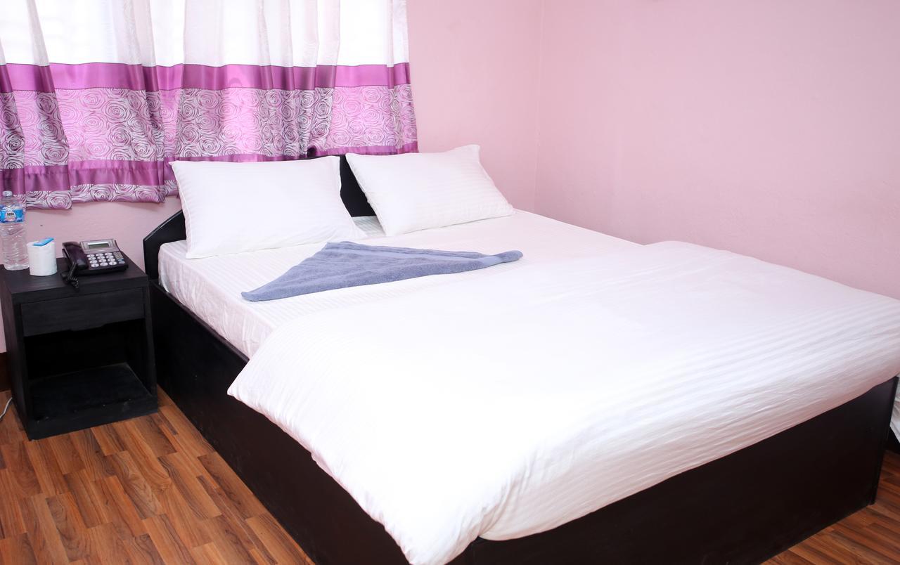 Mitra Garden Inn Katmandu Eksteriør bilde