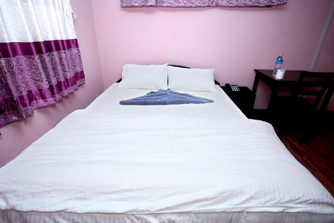 Mitra Garden Inn Katmandu Eksteriør bilde