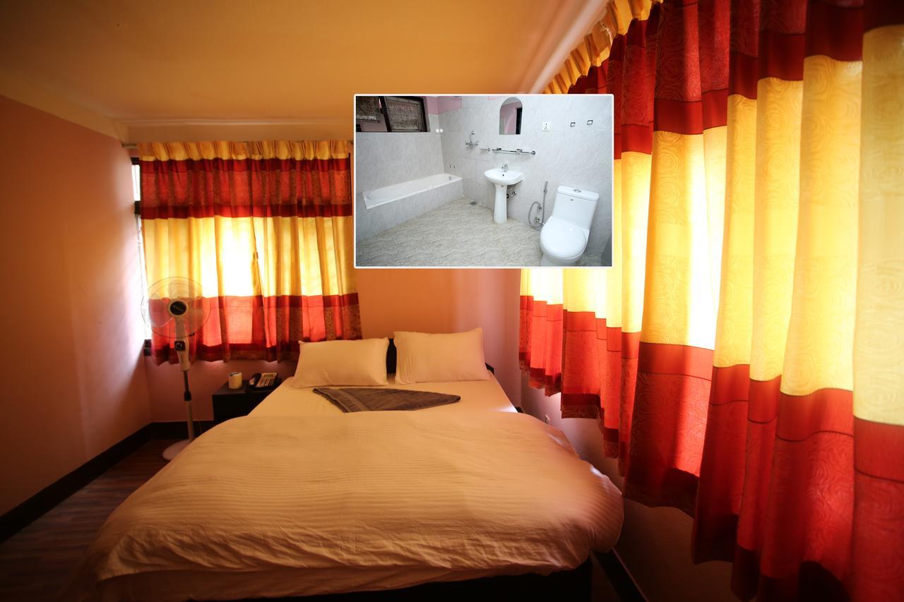 Mitra Garden Inn Katmandu Eksteriør bilde